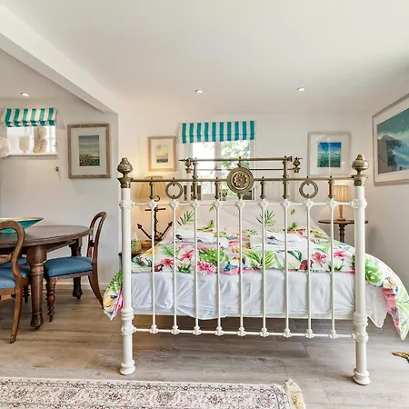 Holiday home Willow