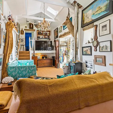 Holiday home Willow St Just